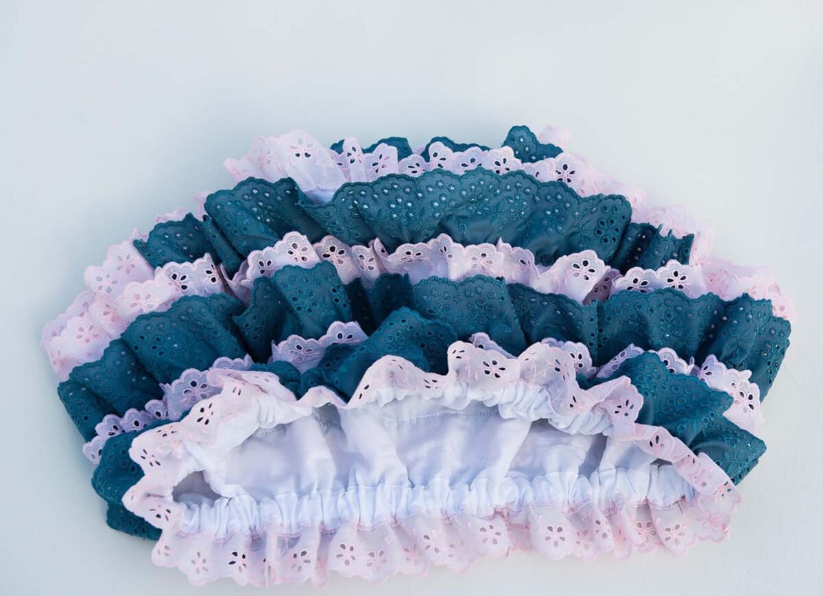 Multi-Layered two-colour Broderie Anglaise Women Frilly Knickers